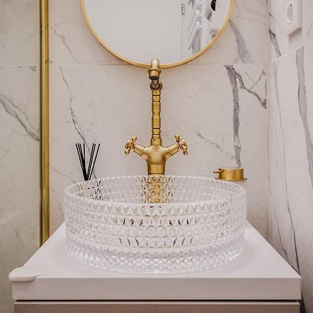 Timeless Boutique Suites By Bqa Budapest Kültér fotó