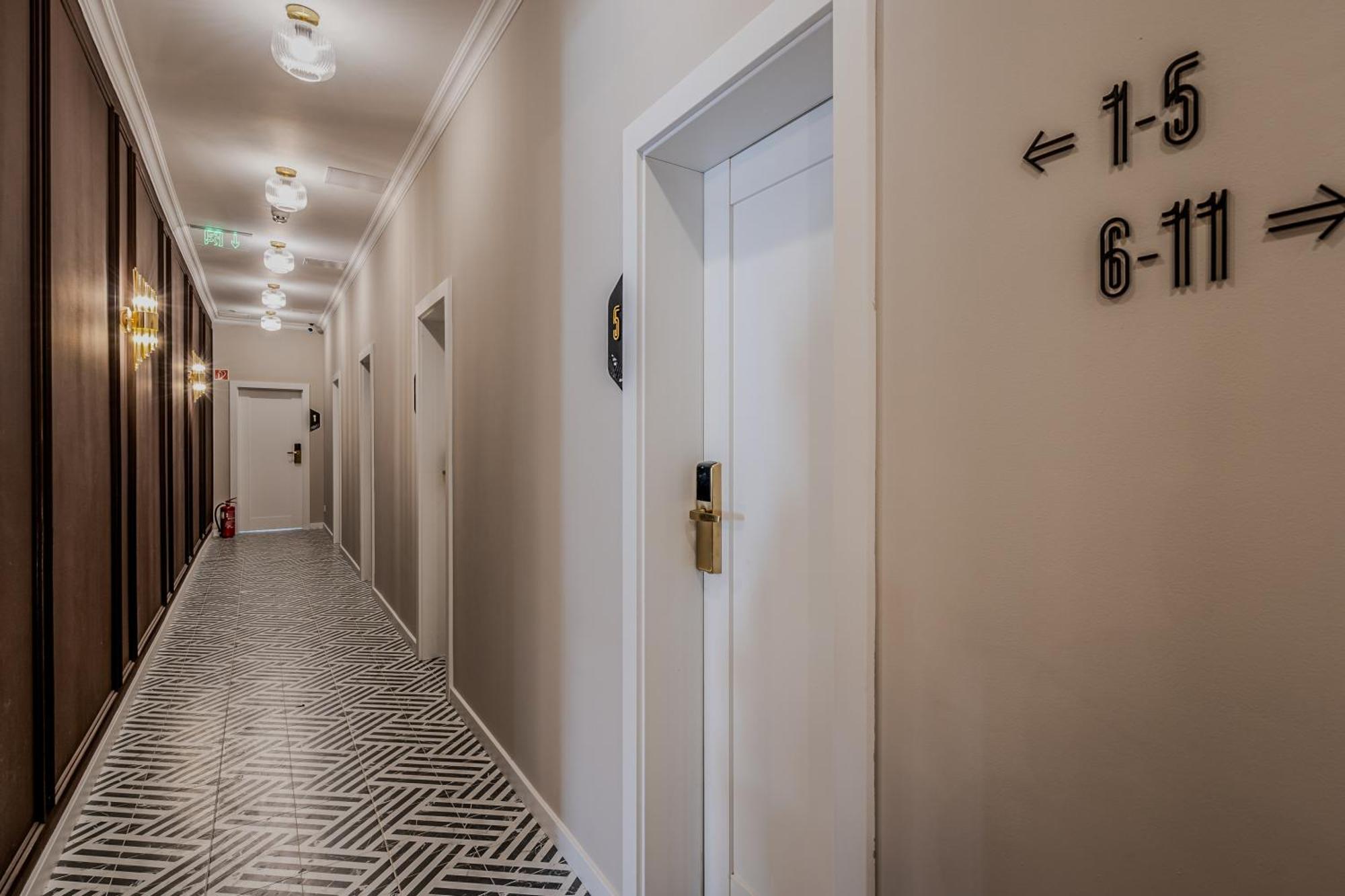 Timeless Boutique Suites By Bqa Budapest Kültér fotó